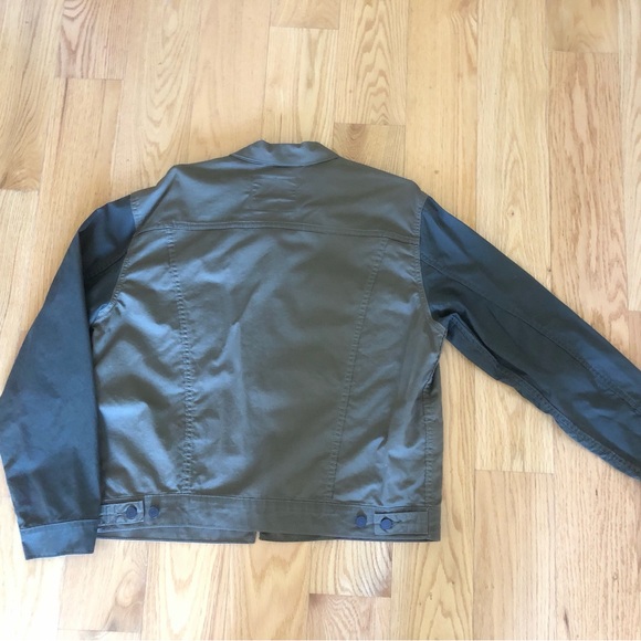 LEVI’S LRG COTTON KHAKI CANVAS CASUAL SLIM-FIT JACKET (VGUC) *** PLS READ *** - Picture 6 of 8